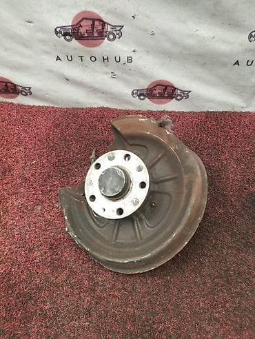 Задняя правая Ступица Volkswagen at lalafo.kg Задняя правая Ступица Volkswagen