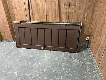 Двери для домов и квартир, Деревянная, Одностворчатая, цвет - Коричневый at lalafo.kg Двери для домов и квартир, Деревянная, Одностворчатая, цвет - Коричневый