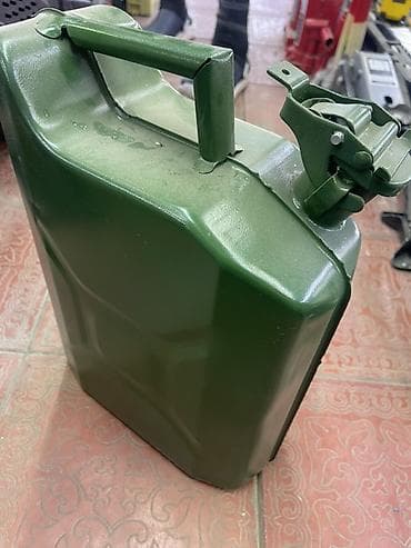 Канистра 10 л at lalafo.kg Канистра 10 л