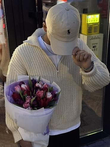 LED гирляндалар: Тюльпаны 🌷🌷🌷 По 110 сом не зависимо сколько штук 7-8 марта + lalafo.kg да — 1 LED гирляндалар: Тюльпаны 🌷🌷🌷 По 110 сом не зависимо сколько штук 7-8 марта + — 1