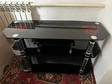 Тумба и подставка для телевизора, Новый, Напольная, Стекло, цвет - Черный at lalafo.kg Тумба и подставка для телевизора, Новый, Напольная, Стекло, цвет - Черный