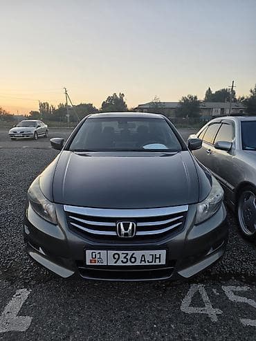 Honda Accord: 2010 г., 2.4 л, Автомат, Бензин, Седан at lalafo.kg Honda Accord: 2010 г., 2.4 л, Автомат, Бензин, Седан
