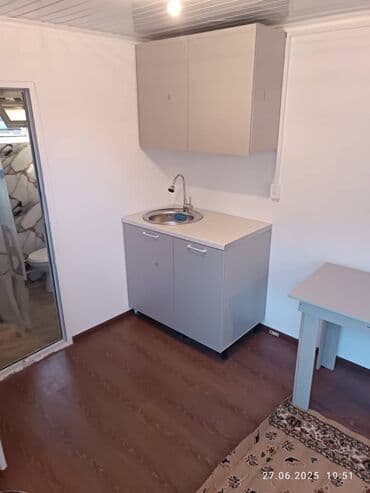 1 комната, Собственник, С мебелью частично at lalafo.kg 1 комната, Собственник, С мебелью частично