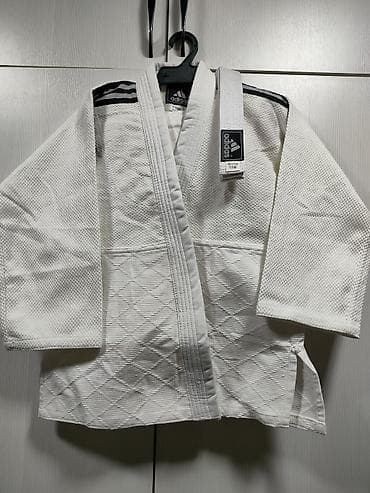 Продаётся комплект Кимоно для Айкидо размер/ 140 . 2шт 1) НОВЫЙ at lalafo.kg Продаётся комплект Кимоно для Айкидо размер/ 140 . 2шт 1) НОВЫЙ