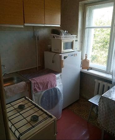 1 комната, 30 м², Хрущевка, 2 этаж, Требуется ремонт at lalafo.kg 1 комната, 30 м², Хрущевка, 2 этаж, Требуется ремонт