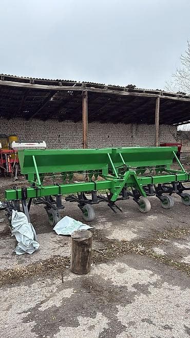 Продаю культиватор крн 4.2 6ти рядный 7 секции бочки для удобрение at lalafo.kg — 3 Продаю культиватор крн 4.2 6ти рядный 7 секции бочки для удобрение — 3