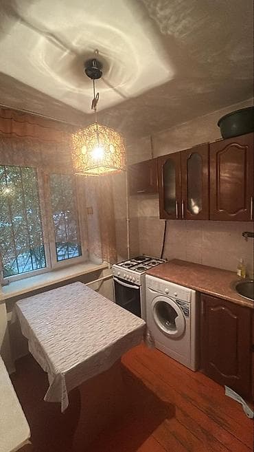 1 комната, 30 м², Хрущевка, 1 этаж, Косметический ремонт at lalafo.kg 1 комната, 30 м², Хрущевка, 1 этаж, Косметический ремонт