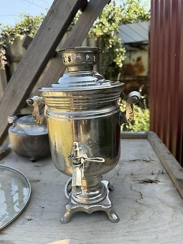 Самовар угольный (дровяной), классическая форма «банка» с фигурными lalafo.kg да Самовар угольный (дровяной), классическая форма «банка» с фигурными
