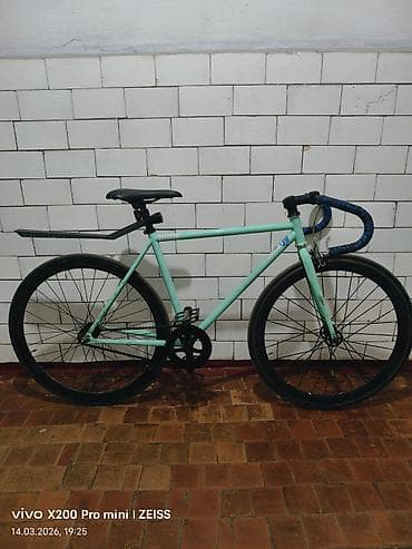 Городской велосипед, Рама M (156 - 178 см), Б/у at lalafo.kg Городской велосипед, Рама M (156 - 178 см), Б/у