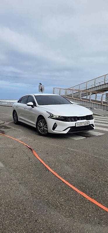 Kia K5: 2022 г., 2 л, Автомат, Гибрид, Седан at lalafo.kg Kia K5: 2022 г., 2 л, Автомат, Гибрид, Седан