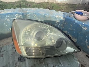 Комплект передних фар Lexus Б/у at lalafo.kg Комплект передних фар Lexus Б/у