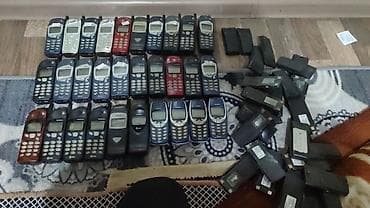 Подборка ретро‑мобильных телефонов конца 1990‑х – начала 2000‑х годов at lalafo.kg Подборка ретро‑мобильных телефонов конца 1990‑х – начала 2000‑х годов