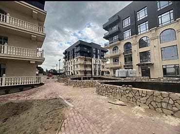3 комнаты, 131 м², Элитка, 2 этаж, ПСО (под самоотделку) at lalafo.kg 3 комнаты, 131 м², Элитка, 2 этаж, ПСО (под самоотделку)
