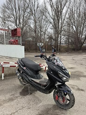Тип скутера 150 куб. см, Бензин, Б/у at lalafo.kg Тип скутера 150 куб. см, Бензин, Б/у