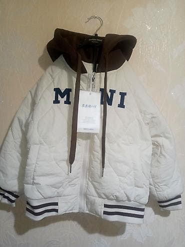 Детская куртка-бомбер, унисекс, новая, с этикеткой. Рост 130 at lalafo.kg Детская куртка-бомбер, унисекс, новая, с этикеткой. Рост 130