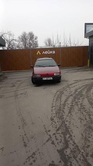 Volkswagen Passat Variant: 1989 г., 1.8 л, Механика, Бензин, Универсал at lalafo.kg Volkswagen Passat Variant: 1989 г., 1.8 л, Механика, Бензин, Универсал