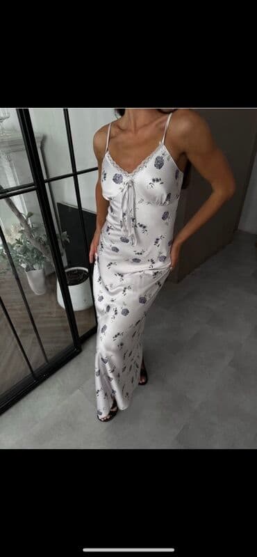 Повседневное платье, Китай, Лето, Длинная модель, Атлас, Платье-комбинация, Стандарт at lalafo.kg Повседневное платье, Китай, Лето, Длинная модель, Атлас, Платье-комбинация, Стандарт