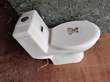 Унитаз Б/у at lalafo.kg Унитаз Б/у