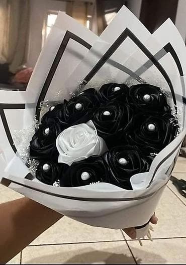 Здравствуйте ❤️ На заказ прекрасные букеты роз из атласных ленточек💕 at lalafo.kg Здравствуйте ❤️ На заказ прекрасные букеты роз из атласных ленточек💕
