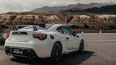 Subaru BRZ: 2017 г., 2 л, Автомат, Бензин, Купе at lalafo.kg Subaru BRZ: 2017 г., 2 л, Автомат, Бензин, Купе