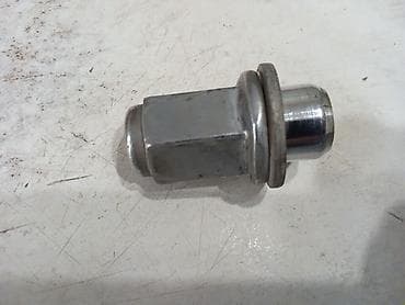 Болты для диска 24шт,оригинал,
тайота фуранер.,сурф at lalafo.kg Болты для диска 24шт,оригинал,
тайота фуранер.,сурф