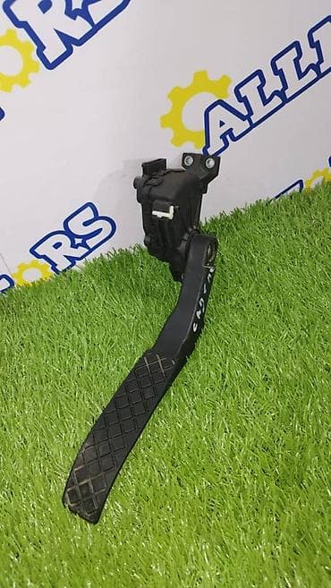 Датчик скорости Porsche Б/у, Оригинал at lalafo.kg Датчик скорости Porsche Б/у, Оригинал