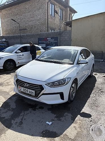 Hyundai Elantra: 2020 г., 1.6 л, Гибрид, Седан at lalafo.kg Hyundai Elantra: 2020 г., 1.6 л, Гибрид, Седан