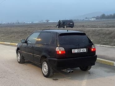 Volkswagen Golf: 1992 г., 1.8 л, Механика, Бензин, Хэтчбэк at lalafo.kg Volkswagen Golf: 1992 г., 1.8 л, Механика, Бензин, Хэтчбэк