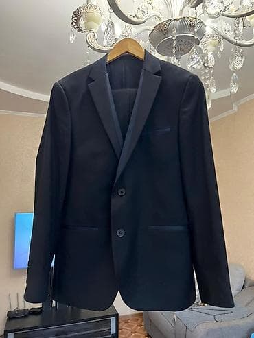 Классический костюм-брюки Цвет темно синий Размер 48 Состояние at lalafo.kg Классический костюм-брюки Цвет темно синий Размер 48 Состояние