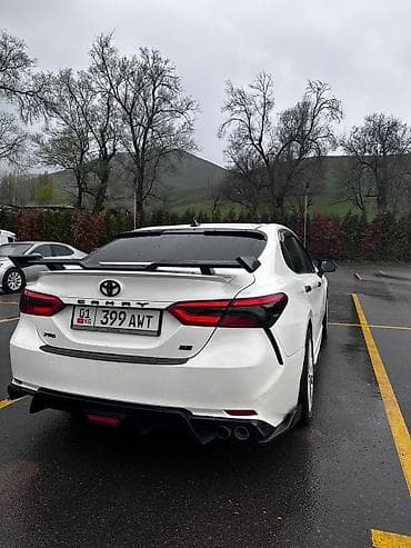 Toyota Camry: 2018 г., 2.5 л, Автомат, Бензин, Седан at lalafo.kg Toyota Camry: 2018 г., 2.5 л, Автомат, Бензин, Седан