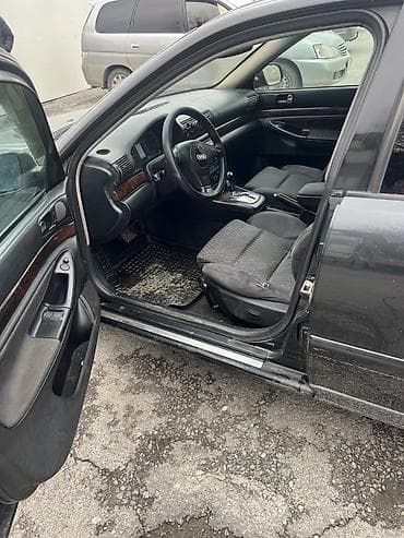 Audi A4: 2000 г., 1.8 л, Автомат, Бензин, Седан at lalafo.kg — 9 Audi A4: 2000 г., 1.8 л, Автомат, Бензин, Седан — 9