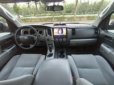 Toyota Sequoia: 2009 г., 4.7 л, Автомат, Бензин, Внедорожник at lalafo.kg — 4 Toyota Sequoia: 2009 г., 4.7 л, Автомат, Бензин, Внедорожник — 4