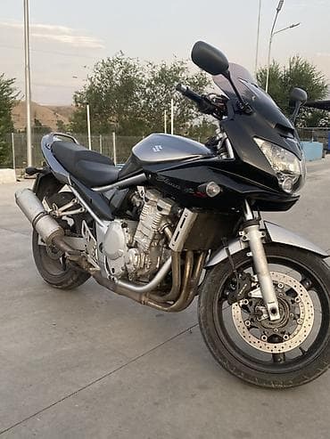Мотоцикл Suzuki Bandit (S) — дорожный спорт-тур с полуобтекателем at lalafo.kg Мотоцикл Suzuki Bandit (S) — дорожный спорт-тур с полуобтекателем