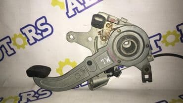 Mercedes-Benz ML 2002 год, педаль стояночного тормоза at lalafo.kg Mercedes-Benz ML 2002 год, педаль стояночного тормоза