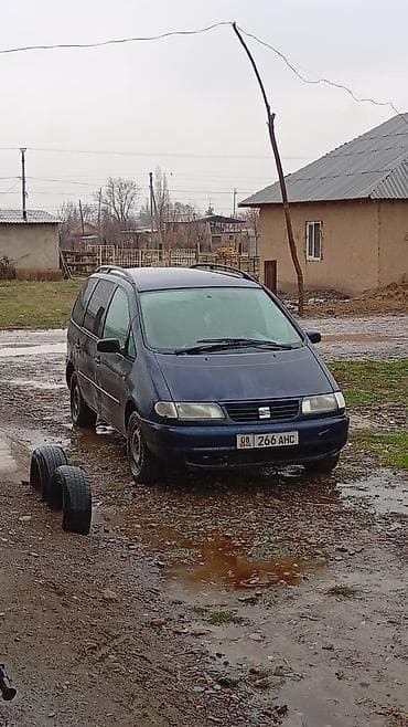 Seat Alhambra: 2000 г., 1.8 л, Механика, Газ, Минивэн at lalafo.kg Seat Alhambra: 2000 г., 1.8 л, Механика, Газ, Минивэн