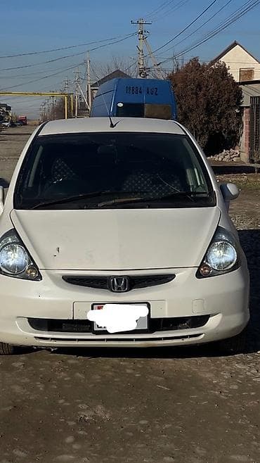Honda Fit: 2002 г., 1.3 л, Вариатор, Бензин, Хэтчбэк at lalafo.kg Honda Fit: 2002 г., 1.3 л, Вариатор, Бензин, Хэтчбэк