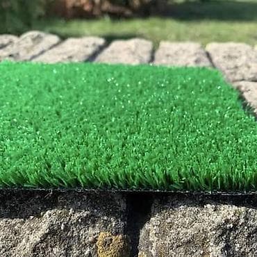 Искусственный газон (рулонное покрытие) для двора, террасы, балкона at lalafo.kg Искусственный газон (рулонное покрытие) для двора, террасы, балкона