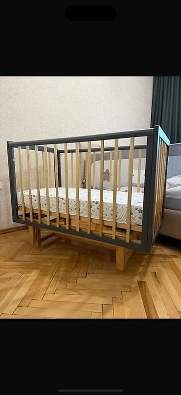Детская кроватка с маятником. - с рождения до 5ти лет - состояние at lalafo.kg Детская кроватка с маятником. - с рождения до 5ти лет - состояние