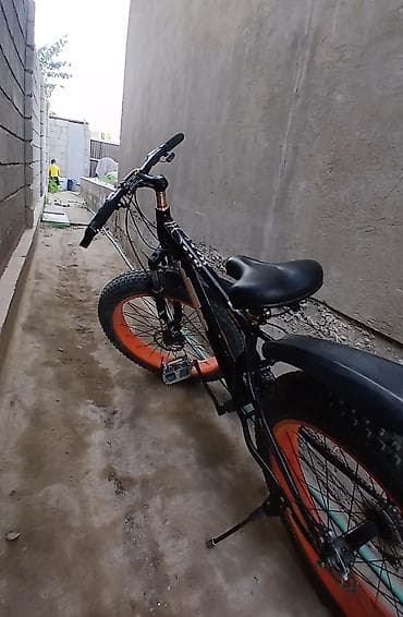 Фэтбайк 26" 🚴 Сатылат: Boow велосипеди Boow велосипеди жакшы абалда at lalafo.kg Фэтбайк 26" 🚴 Сатылат: Boow велосипеди Boow велосипеди жакшы абалда