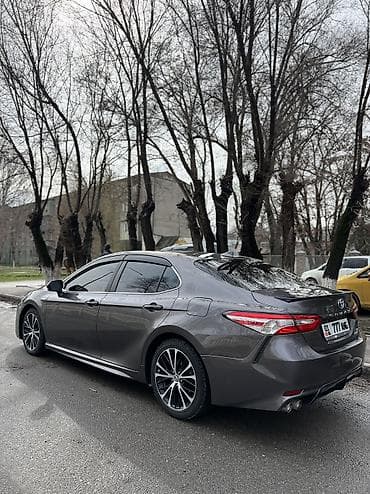 Toyota Camry: 2020 г., 2.5 л, Автомат, Гибрид, Седан lalafo.kg да — 2 Toyota Camry: 2020 г., 2.5 л, Автомат, Гибрид, Седан — 2