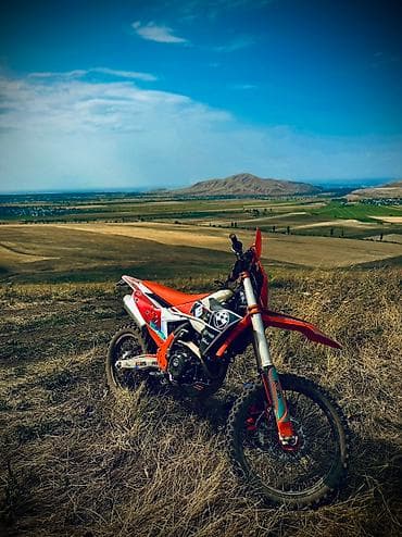 Эндуро 300 куб. см, Бензин, Взрослый, Б/у at lalafo.kg Эндуро 300 куб. см, Бензин, Взрослый, Б/у