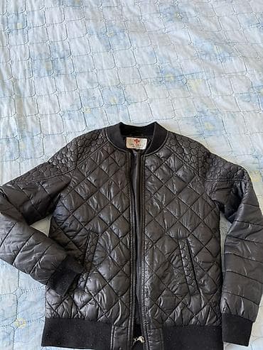 Бомбер, Осень-весна, M at lalafo.kg Бомбер, Осень-весна, M