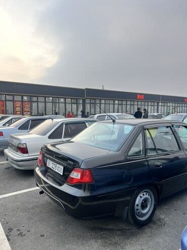 Daewoo Nexia: 2009 г., 1.5 л, Механика, Бензин, Седан at lalafo.kg Daewoo Nexia: 2009 г., 1.5 л, Механика, Бензин, Седан