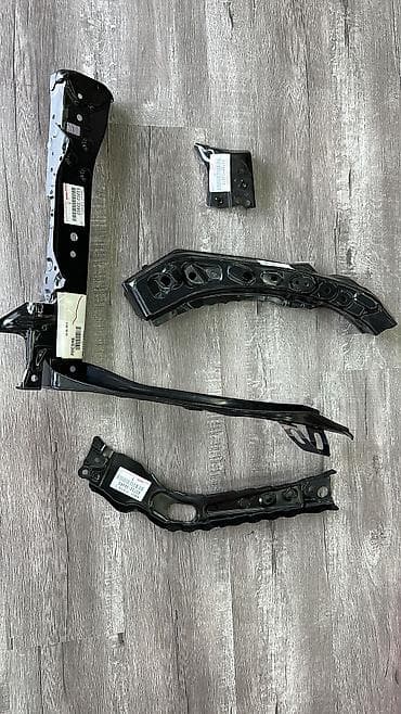 Экран крепления радиатора Toyota, Новый, Оригинал at lalafo.kg Экран крепления радиатора Toyota, Новый, Оригинал