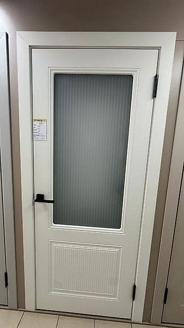 Межкомнатная дверь с остеклением - Цвет: белый. - Конструкция lalafo.kg да Межкомнатная дверь с остеклением - Цвет: белый. - Конструкция