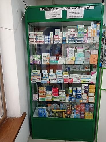 Витрина Для косметики, С подсветкой, 190 см * 100 см * 35 см, Б/у at lalafo.kg Витрина Для косметики, С подсветкой, 190 см * 100 см * 35 см, Б/у