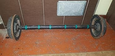 Штанга для домашних тренировок - Тип: прямая штанга с дисками - at lalafo.kg Штанга для домашних тренировок - Тип: прямая штанга с дисками -