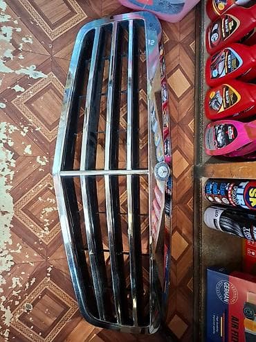 Декоративные накладки Пластик, Mercedes-Benz, 2012 г. at lalafo.kg — 1 Декоративные накладки Пластик, Mercedes-Benz, 2012 г. — 1