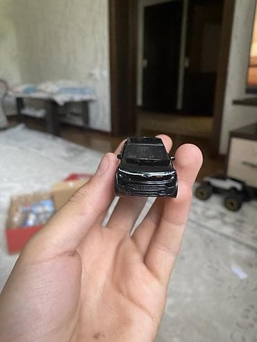 Коллекционная модель Hot Wheels — Chevrolet Silverado EV (TM/GM) at lalafo.kg Коллекционная модель Hot Wheels — Chevrolet Silverado EV (TM/GM)