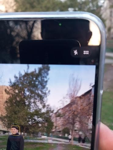 Прозрачный чехол с магнитным кольцом MagSafe для iPhone с тремя at lalafo.kg Прозрачный чехол с магнитным кольцом MagSafe для iPhone с тремя